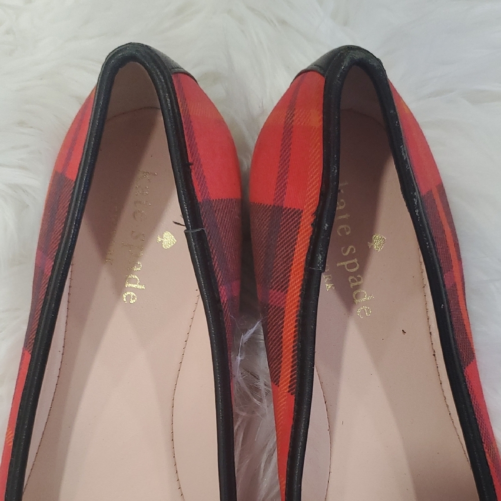 Kate Spade Preppy  Red and Black Flats with Bow Accent - Picture 3 of 14